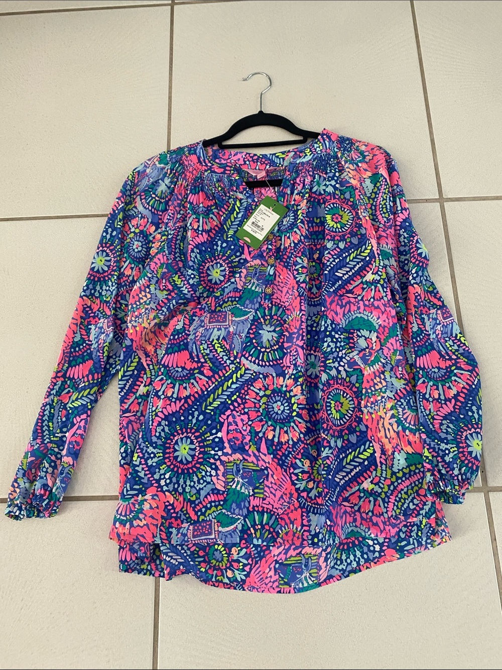NWT Lilly Pulitzer Elsa Silk top Multi No Prob-Llama Medium